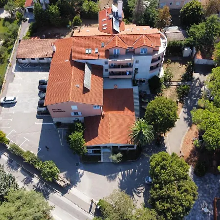 Minerva מדולין