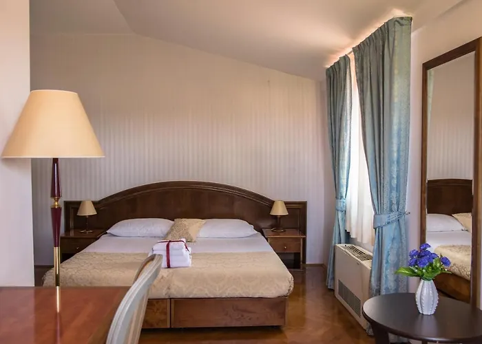 Minerva Szálloda 3*