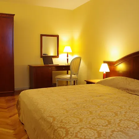 Hotel Minerva 3*