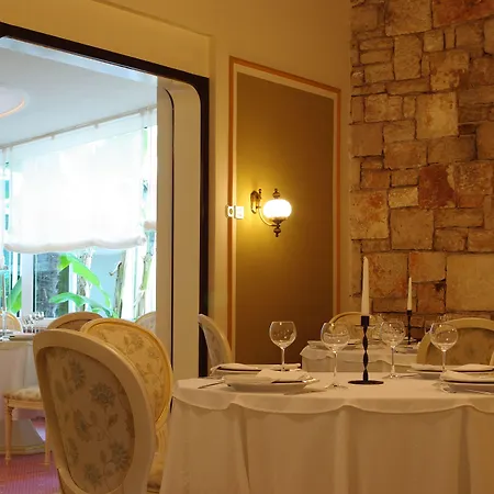 Hotel Minerva